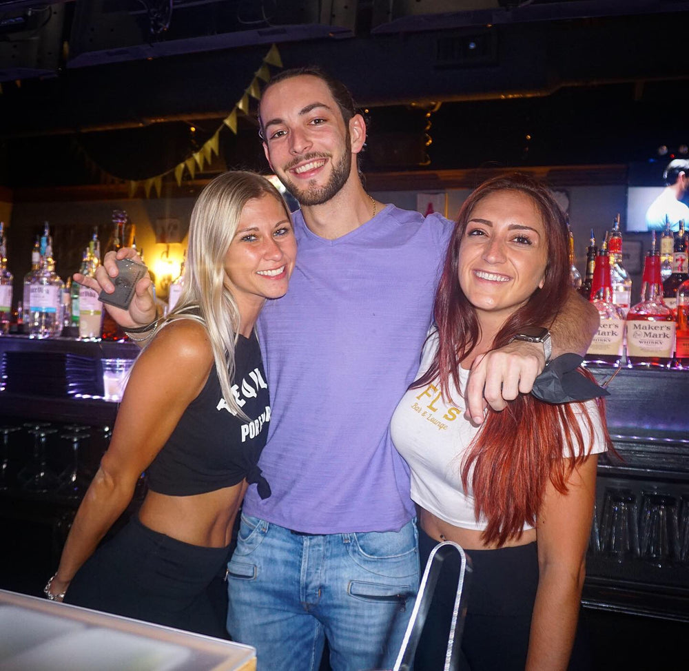 FL's Bar & Lounge, Fort Lauderdale Florida.